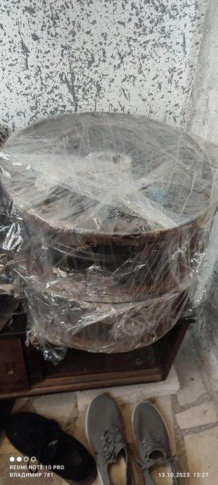 4 зимни гуми плюс 4 железни джанти за Мерцес а класа170CDI