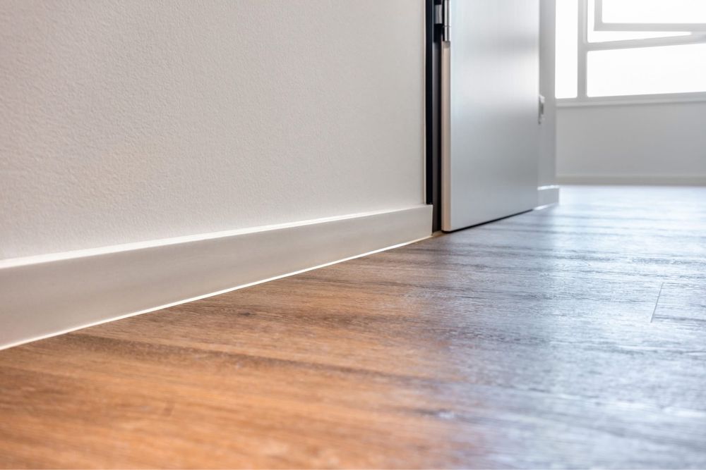 Немецкий плинтус Dollken