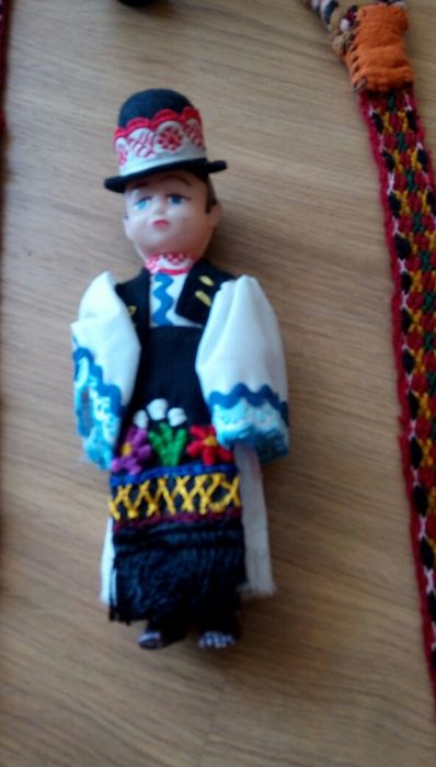 Колани за пафти, подходящи за ползване към народни носии