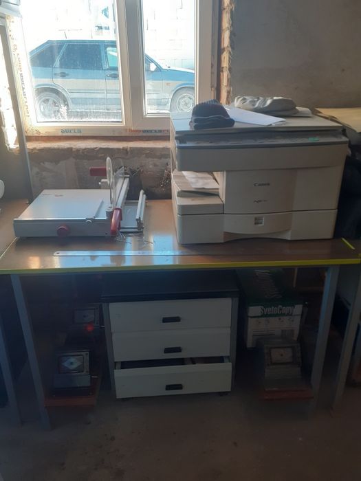 Продам столы офисные