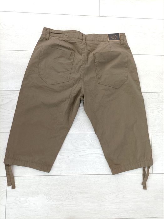 Pantaloni noi cargo mărimea 32