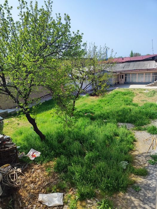 Uy sotiladi yer xisobida 1 sotukgi 35000 $