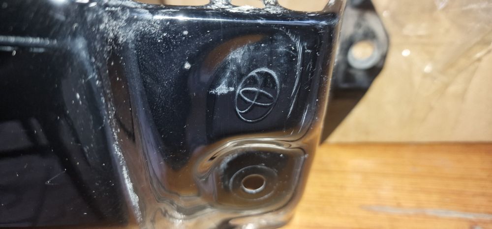 Крыло передние правое прадо 150