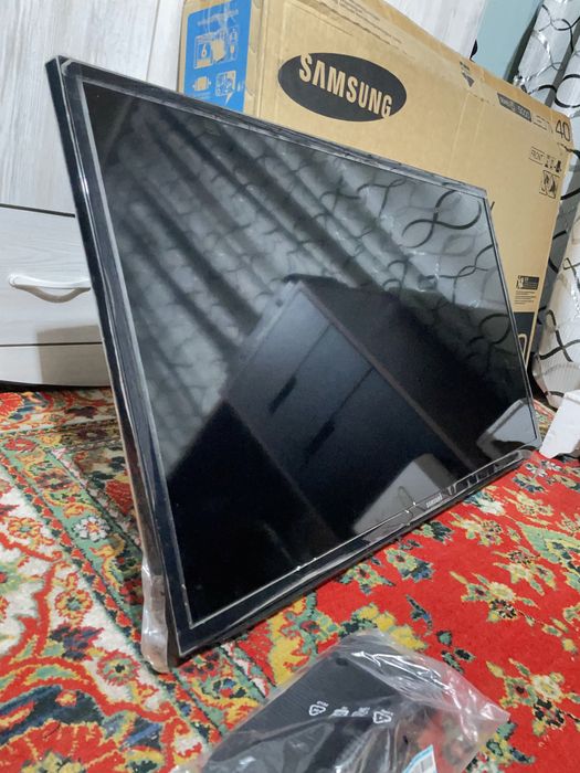 Samsung 40li Televizor Sotiladi Yangidek!