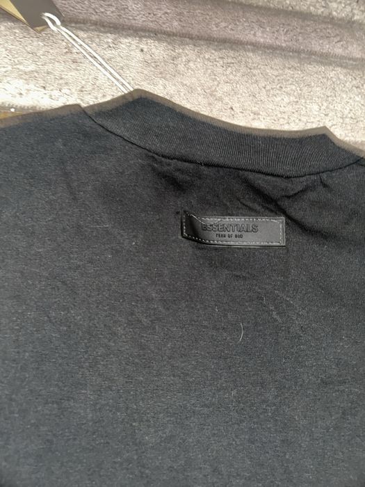 Tricou essentials m nou
