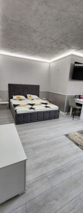 Garsoniera, etaj 1, centru