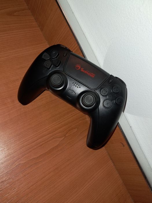Vând controller de gaming pentru pc/laptop