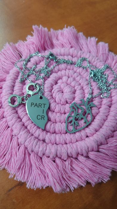 Дамски бижута и висулки от камък