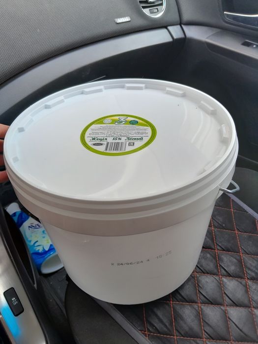 Ведра 10 л из под майнеза