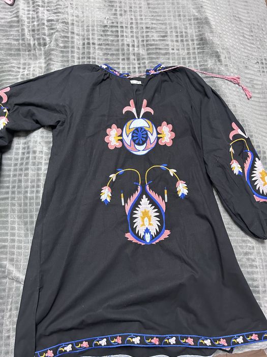 Одежда на размер 44-46, есть оверсайз модели