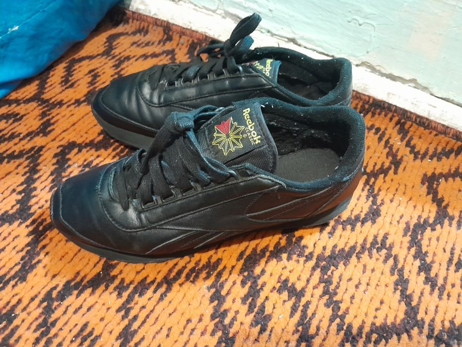 Кожанные оригинал кроссовки!