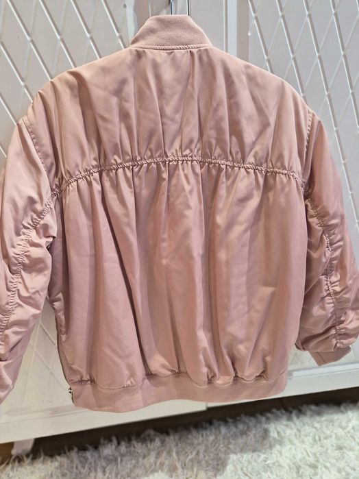 Продавам детско яке ZARA