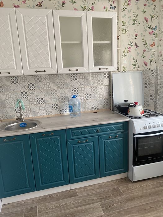 4 мкр.Asia Moll . По часам