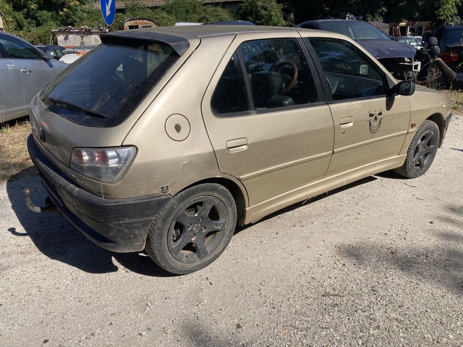 Пежо 306 2.0 HDI 2броя за части.