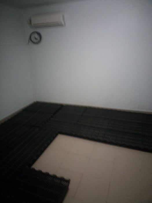 Продава се Промишлена сграда в Чирпан - 7500 кв.м за 31 €/кв.м - Снимка #17
