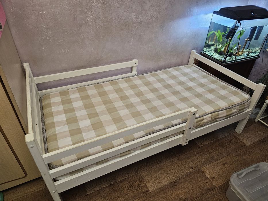 Кровать с матрасом 160х80 береза