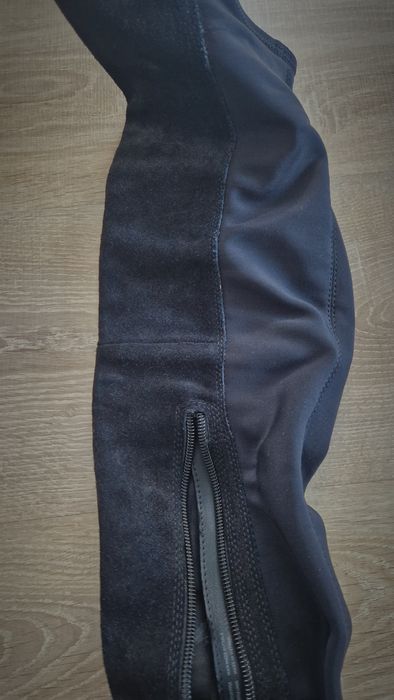 Cizme de dama Vagabond - pana la genunchi - marime 36.