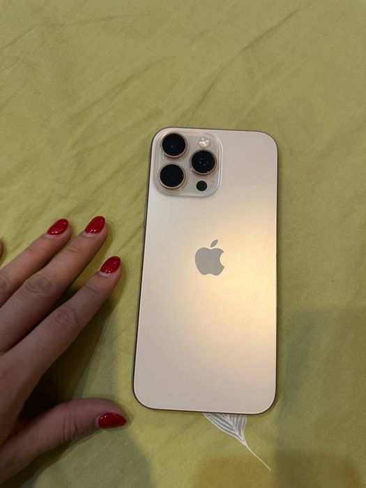 •	iPhone 16 Pro Max ideal holatda 96