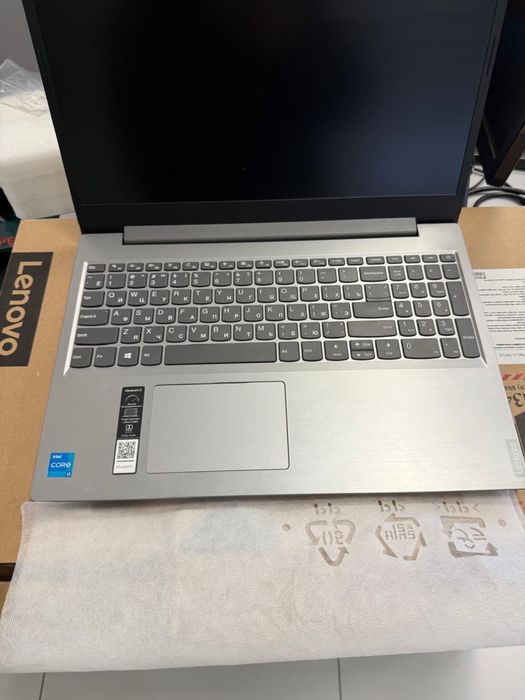 Lenovo intel core i3