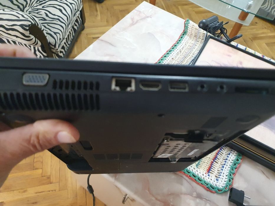 Лаптоп Compaq laptop