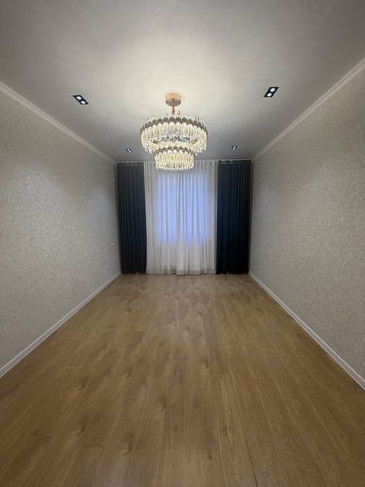 Shayx Bozorcha Oldida 3 Xonalik 2 Etaj Uy sotiladi Srochni 87 kv somiy