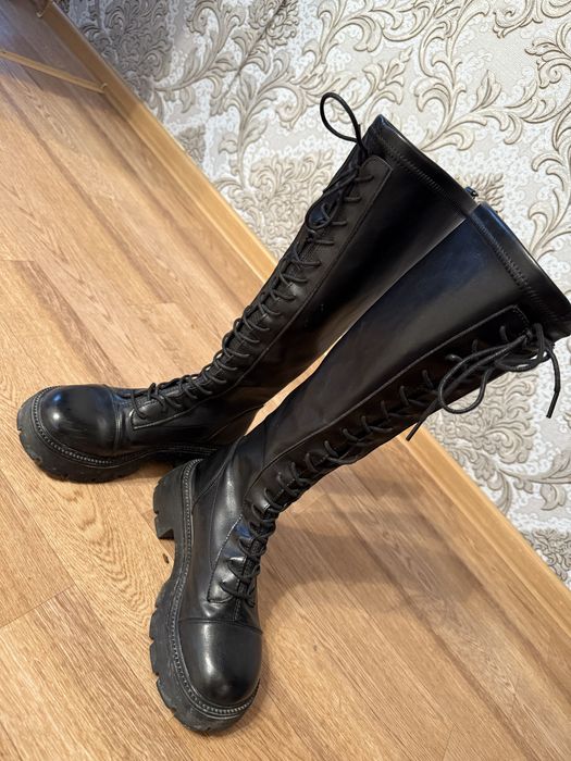 Высокие сапоги 36 р — отдам за 3 500 ₸ СРОЧНО