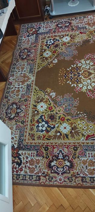Персийски вълнен  килим