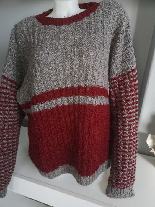 Pulovar tricotat manual
