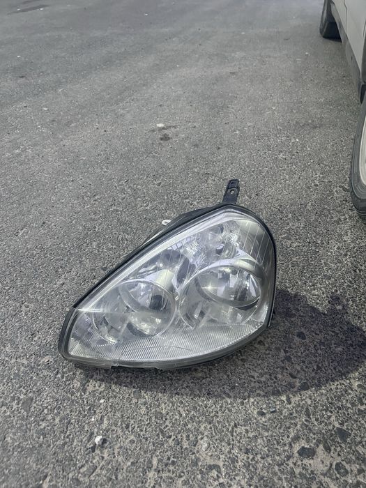 Продам левую фару приоры 2