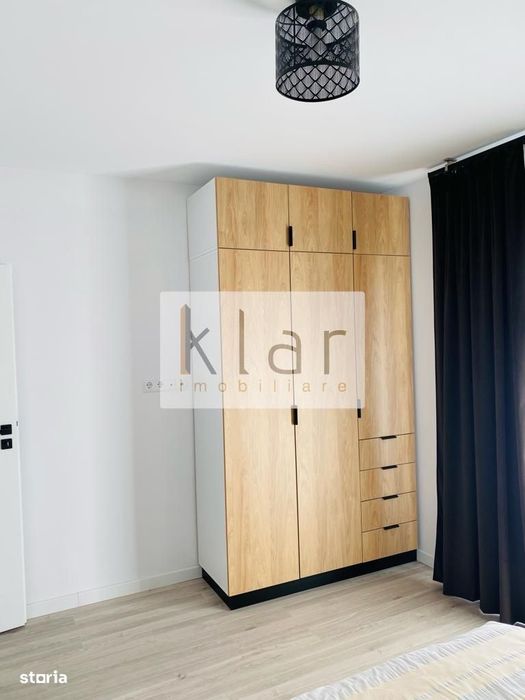 Inchiriere apartament  3 camere in vila zona Regal cu parcare si boxa