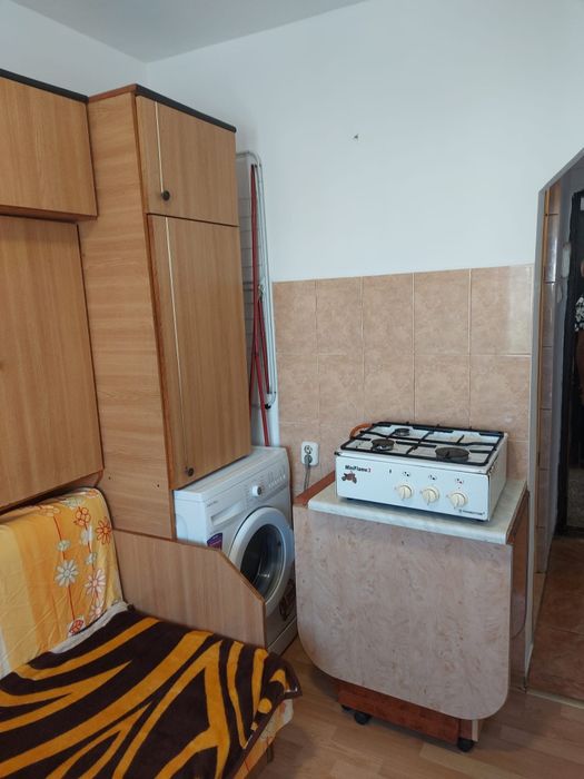 Garsoniera de închiriat