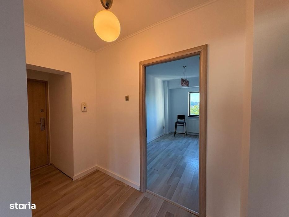 De vânzare – Apartament 3 camere | Tineretului | Locație excelentă — fotografia 3