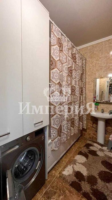 Продается 4х кв в мкр Самал Калжан_Империя