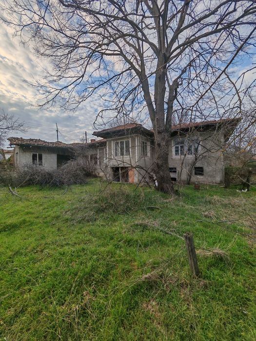 Къща, имот в гр.Алфатар