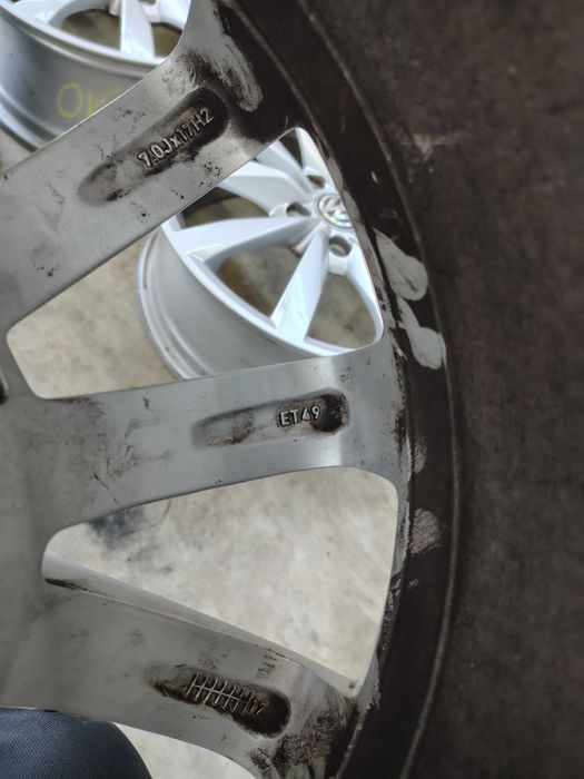4бр.Алуминиеви джанти 17ки за VW 5x112 7j et49