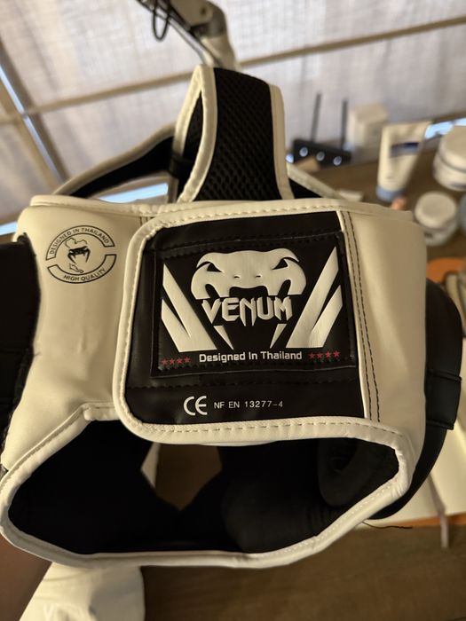 Боксерский шлем для спаррингов Venum оригинал