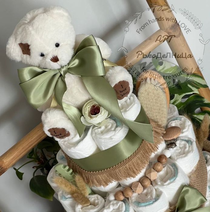 Торти от памперси на 3 етажа от “Aрт Ръкоделница”