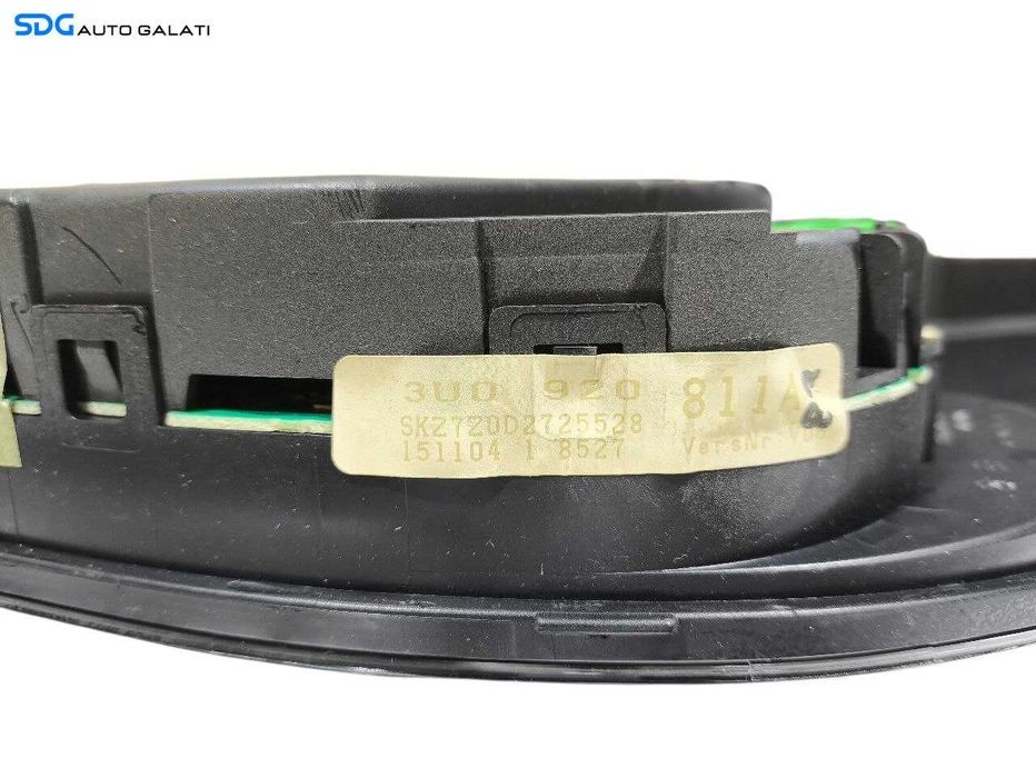 ECU Calculator Motor Ceas Ceasuri Bord Chei Cheie CIP Imobilizator Skoda Superb 1 1.9 AWX 2002 - 2008 Cod 038906019KE 0281011201 [LS0259]