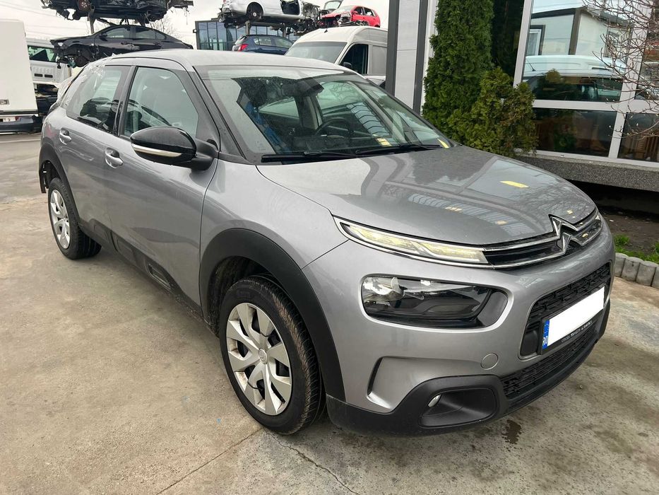 Citroen C4 Cactus 2019 Avariat 1.2 benzina 77.000km navi led