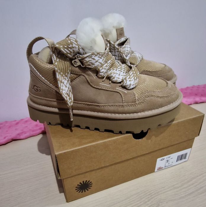 UGG  W Lowmel 38