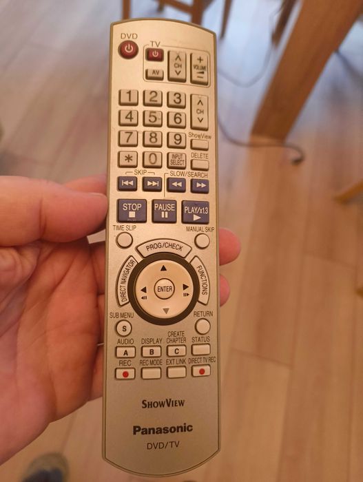 Усилвател+Тунер+ДВД рекордер+тонколони