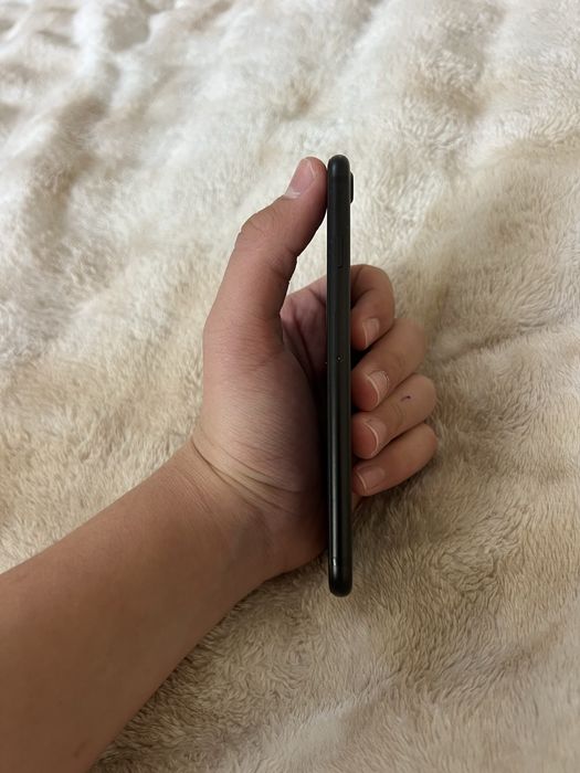 iPhone 7 с каропкой