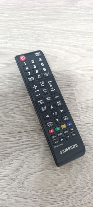 Телевизор Samsung 40 smart