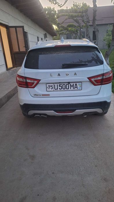 Lada Vesta Cross