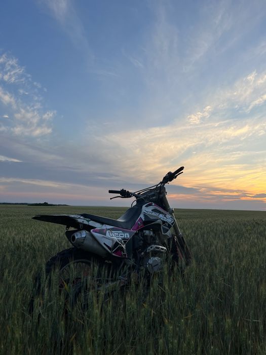 Мотоцикл Эндуро 250