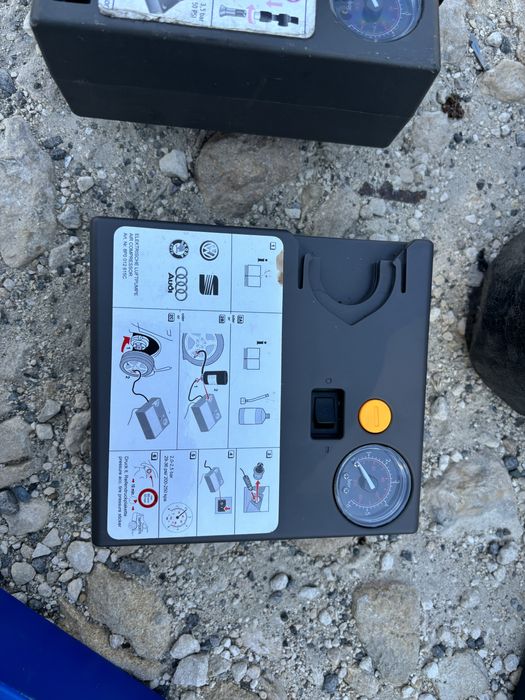 Оригинални компресори за помпене на гуми