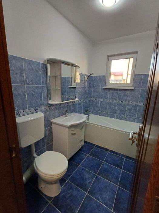 Vând apartament 1 camera,  curte proprie