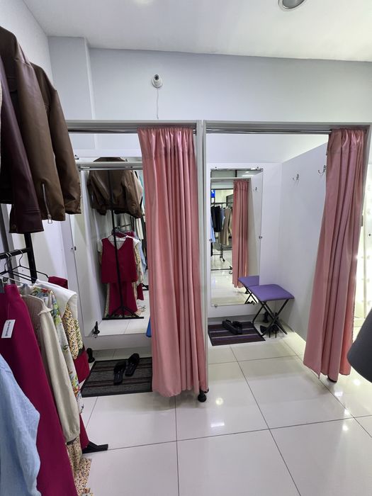 Продаются две примерочные