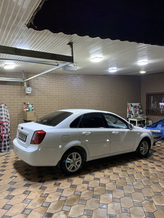 Продаю свою ласетти