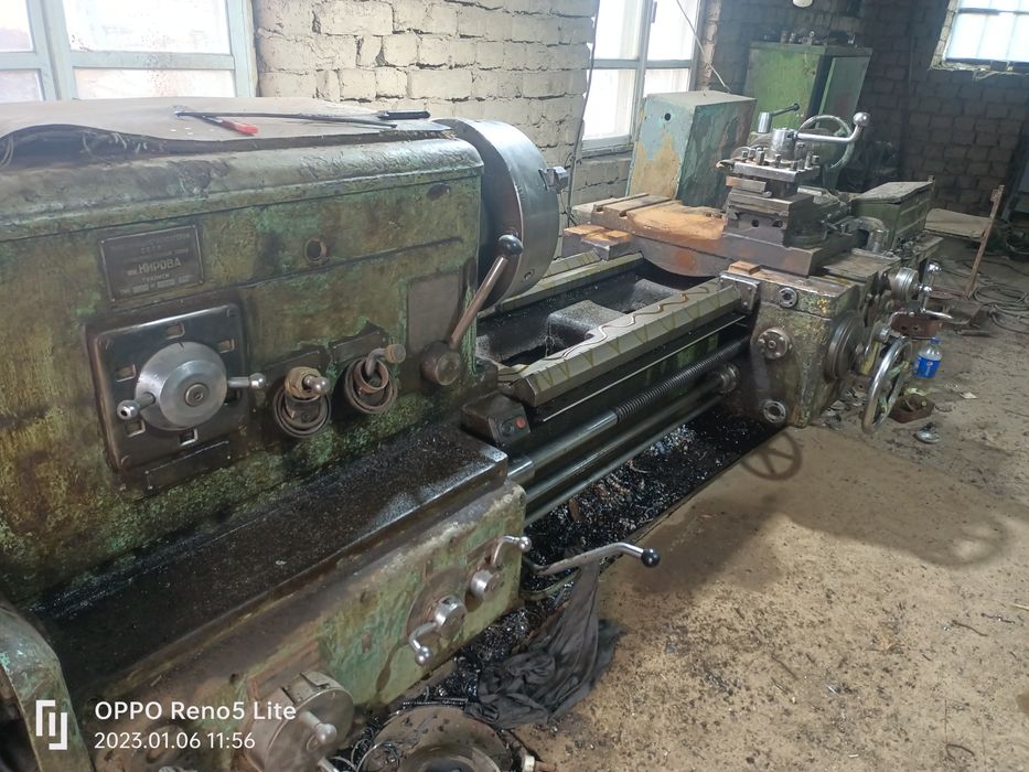 Токарная станок 63